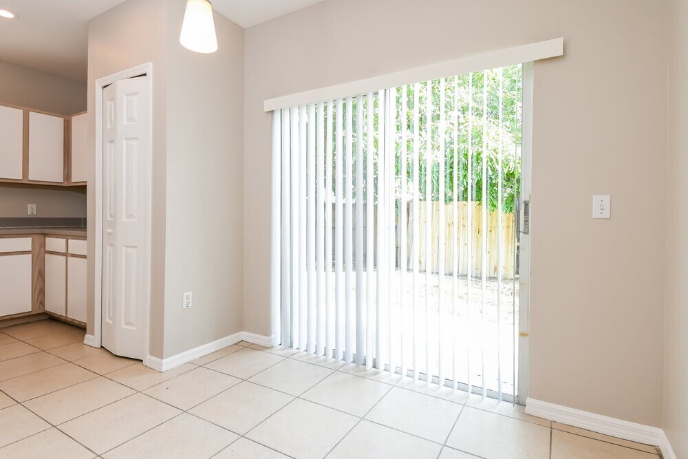 Building Photo - 354 Daniels Pointe Dr