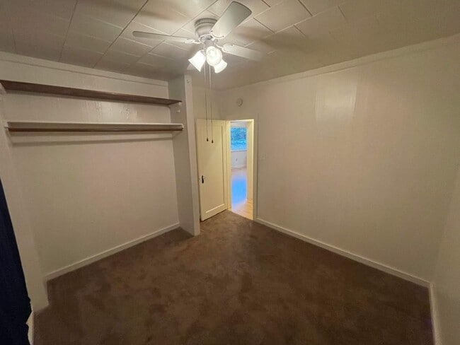 Building Photo - Cute, Centrally located House