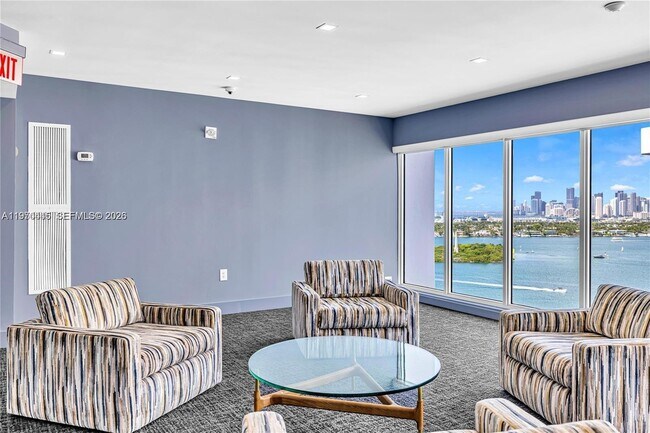 Building Photo - 11 Island Ave