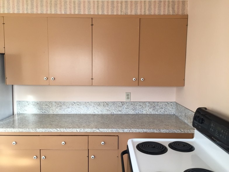 Building Photo - 5170 NE Willamette Ave