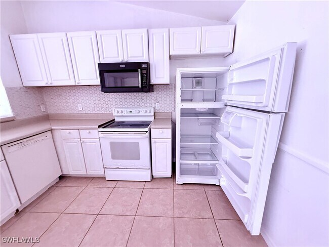 Building Photo - 1221 East 12th Street