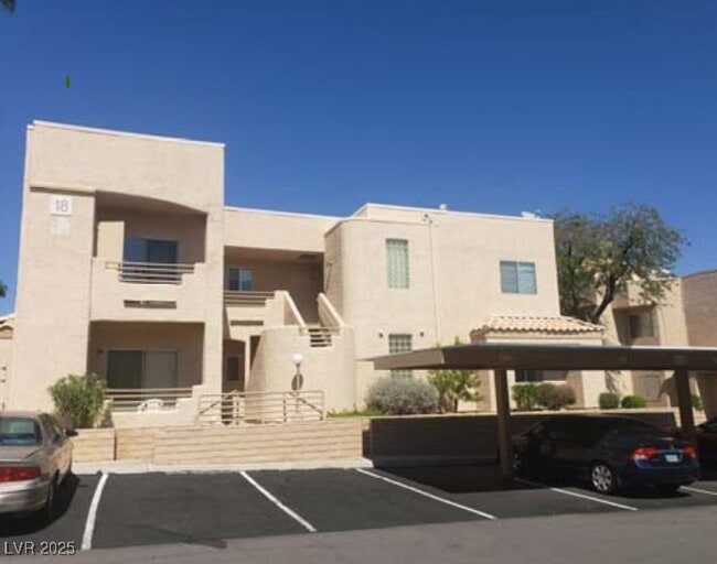 Building Photo - 2200 Highpointe Dr