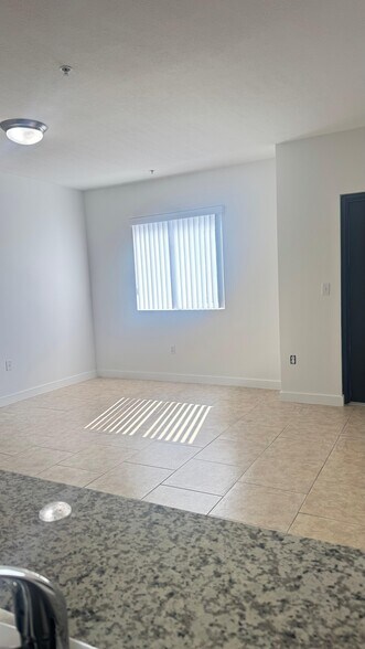 Building Photo - 7845 W 5th Ct