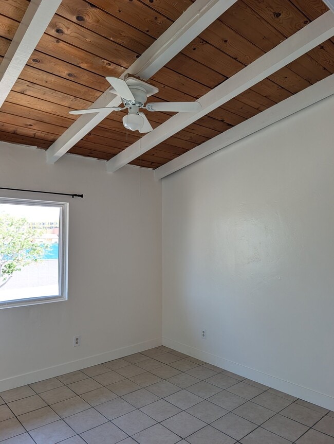 Building Photo - 7002 Linda Vista Rd