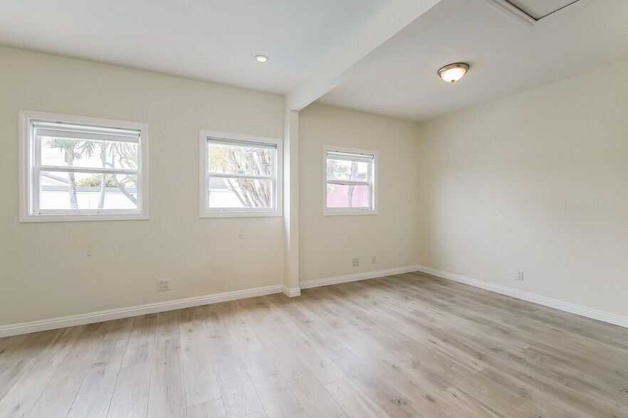 Building Photo - 12553 Woodgreen St