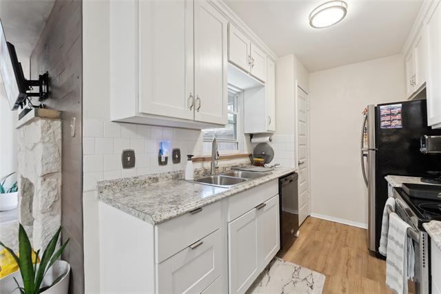Building Photo - 5132 Amesbury Dr