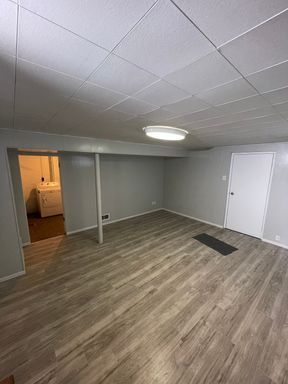 Building Photo - Charming 3 bed, 2 bath with finished basement!