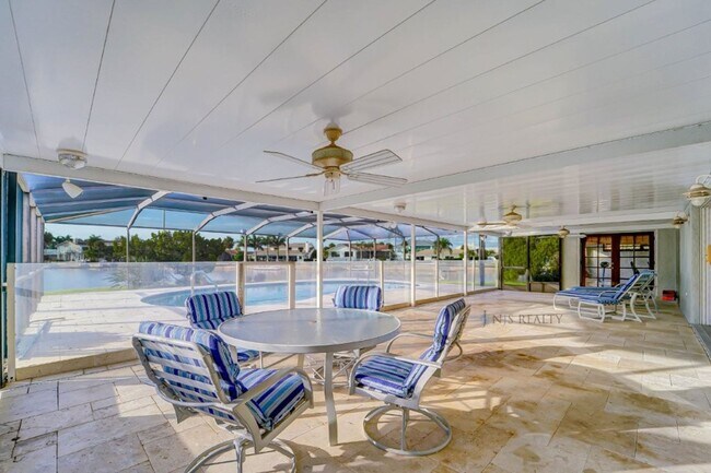 Building Photo - 5060 Porpoise Pl
