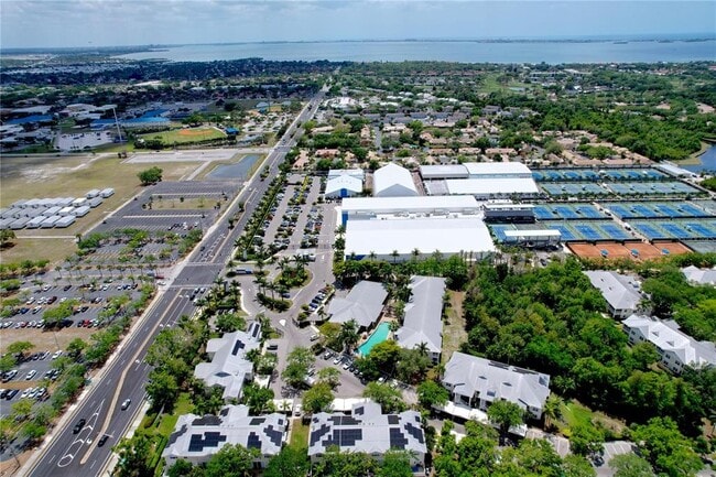 Building Photo - 3803 54th Dr W