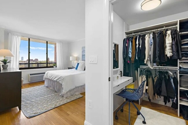 Primary Photo - 415 Newark St.