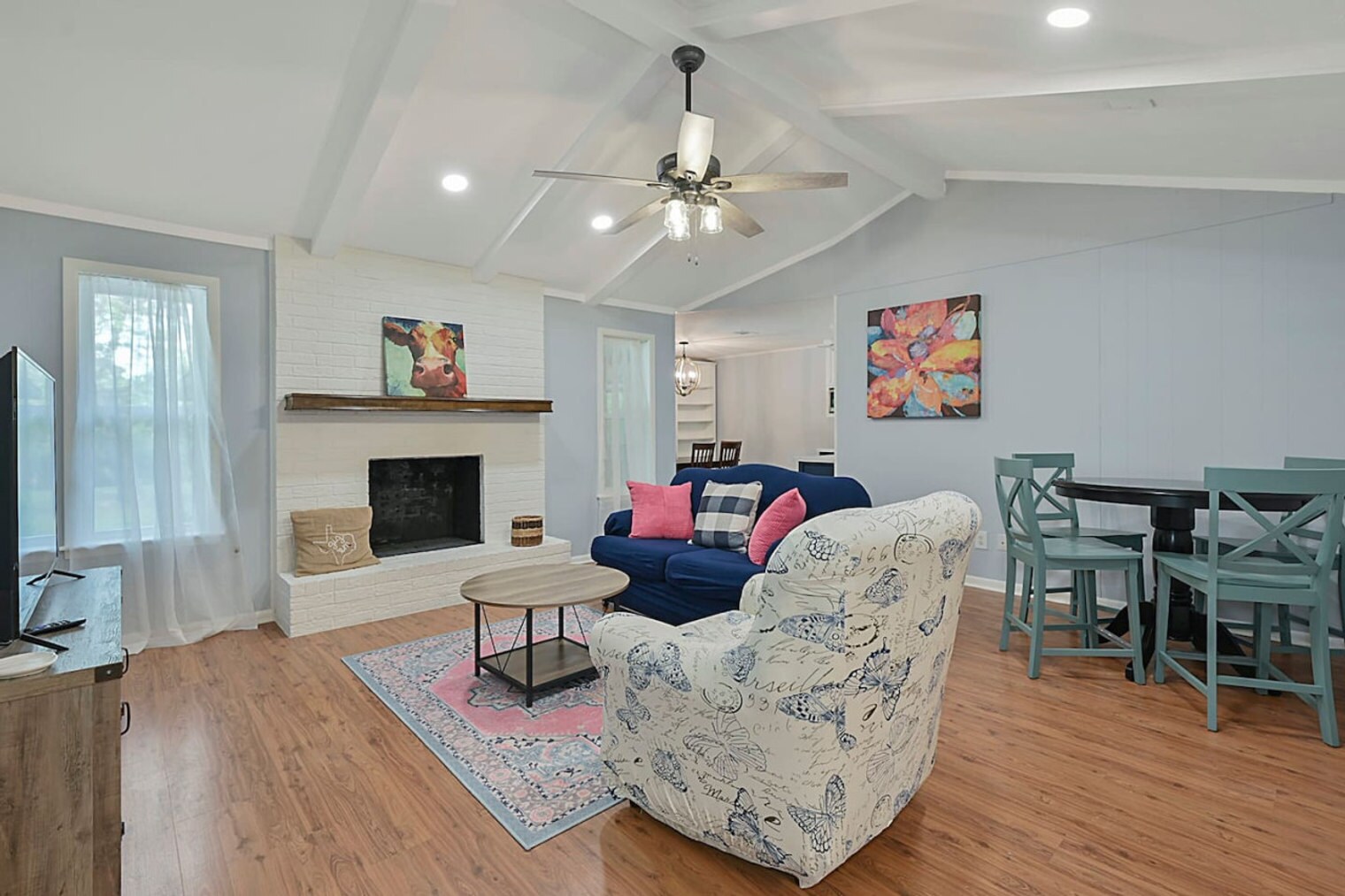 Building Photo - 1909 Langford St