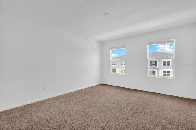 Building Photo - 9836 Walkway Dr