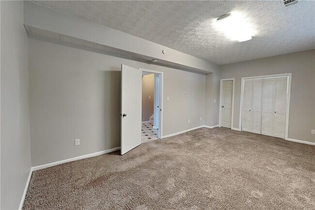 Building Photo - 3259 Rangers Gate Dr