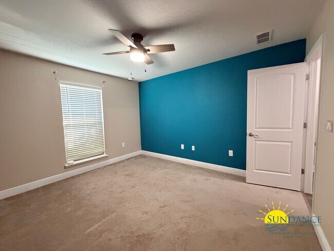 Building Photo - 5722 Marigold Loop