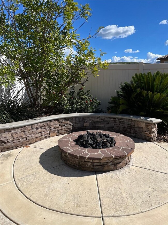 Building Photo - 32689 Cottonwood Rd