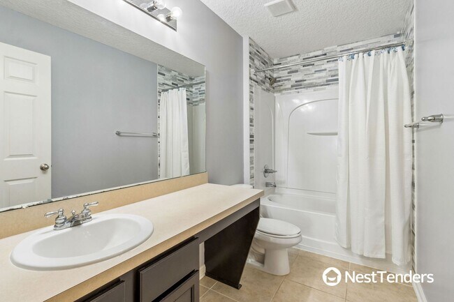 Building Photo - Beautiful Amelia Concourse Home!