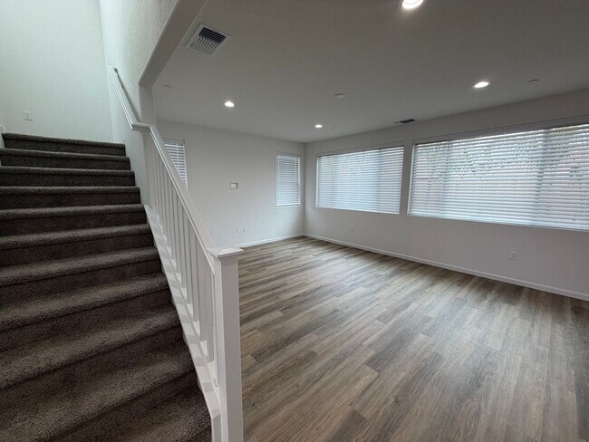 Building Photo - Spacious Brand New 4-Bedroom, 3-Bathroom Home with Solar & Low-Maintenance Yard