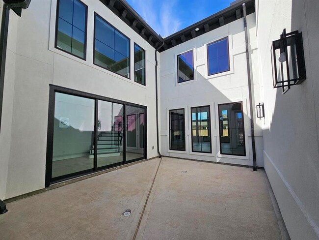 Building Photo - 21510 Flowerhead Wy