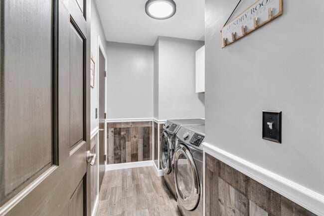 Building Photo - Private Cul-de-Sac Living: 4BR Home with Pool & Geothermal HVAC