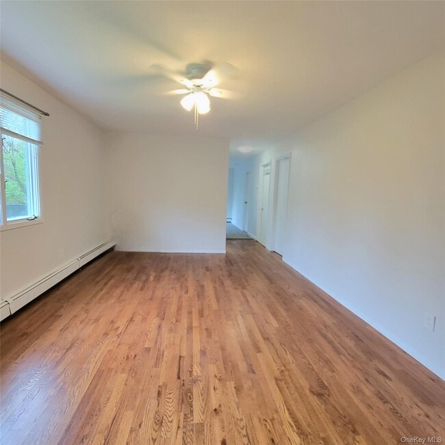 Building Photo - 571 Nassau Blvd