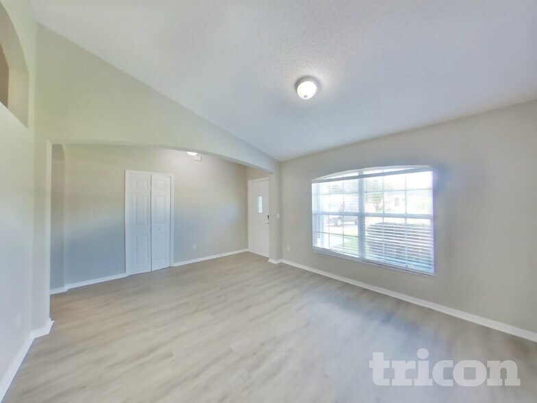 Building Photo - 2941 Grayton St