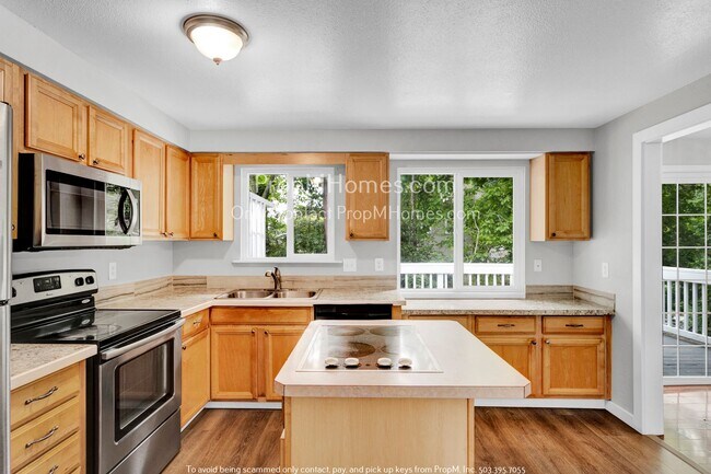 Building Photo - Secluded Nature Retreat: 3 Bedrooms + Bonus Space!