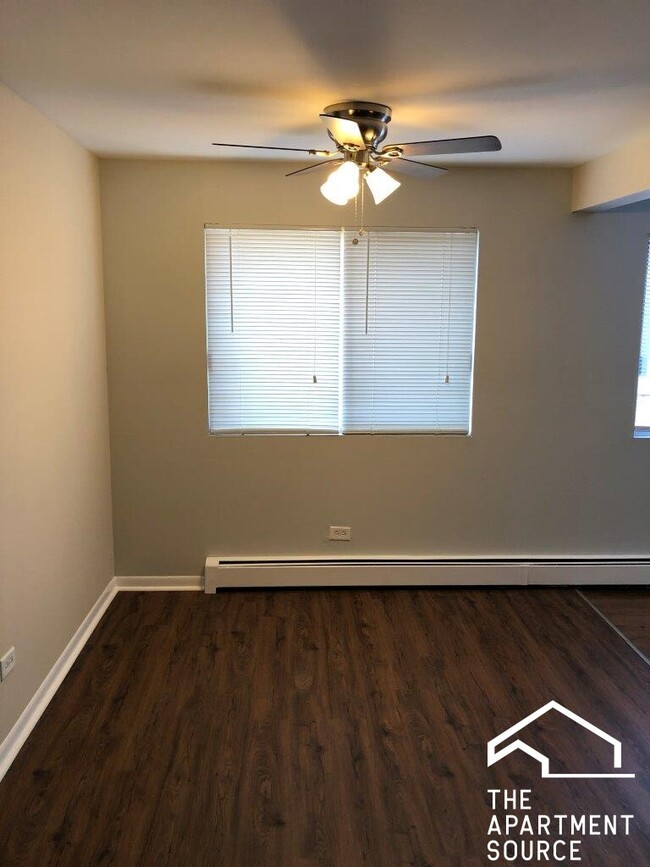 Building Photo - 8549 Grand Ave