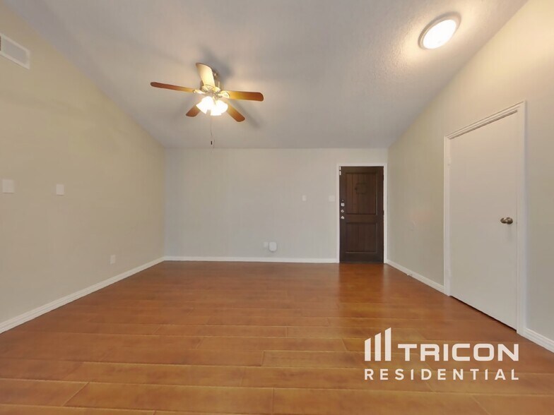 Building Photo - 1122 Heiden Ct