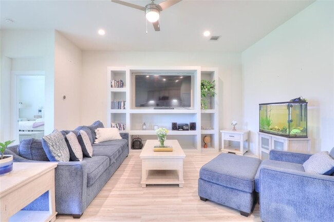 Building Photo - 4711 Torcello Fls Ln