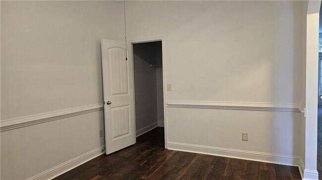 Building Photo - 2275 Copper Trail Ln NE