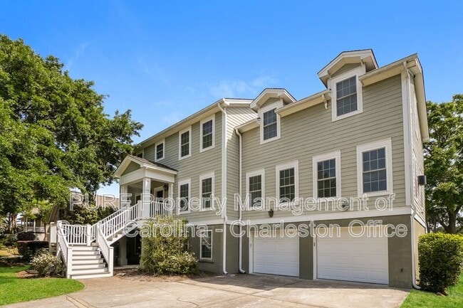 Building Photo - 1166 Waterfront Dr
