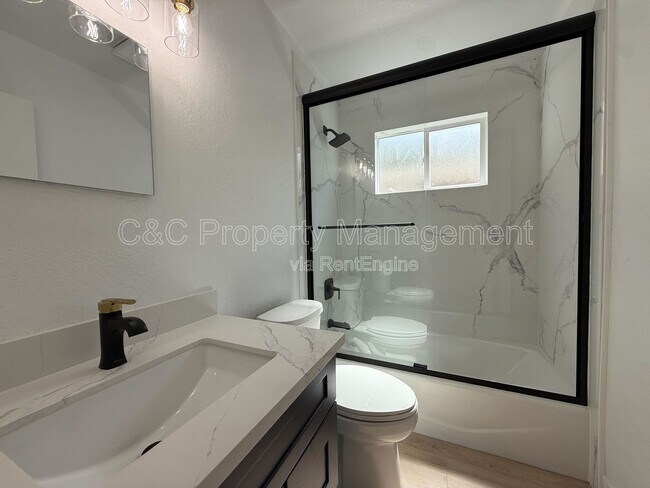 Building Photo - 1720 48th Ave