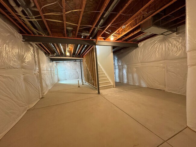 Building Photo - Beautiful newer House in Timnath Lakes!