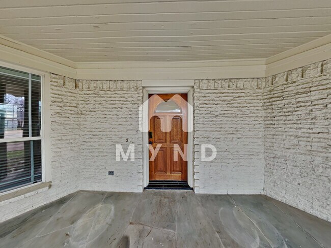 Building Photo - 6111 Ellsworth Ave