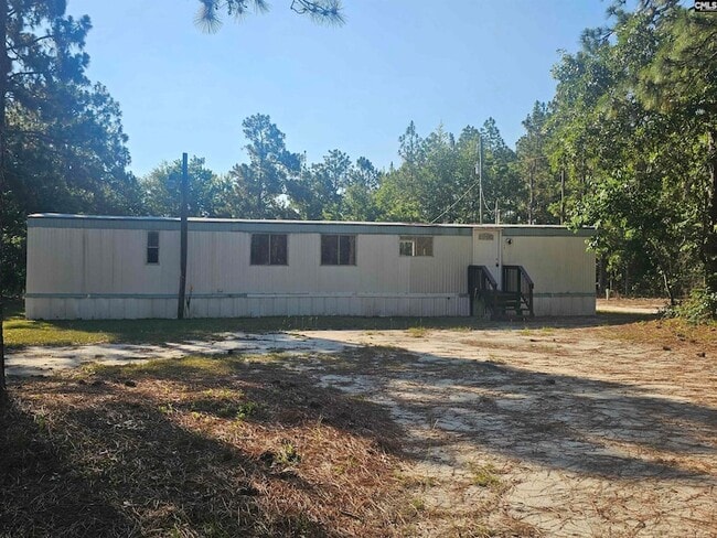 Building Photo - 119 E Woods Ct