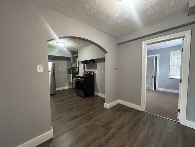 Building Photo - 45 S Miami Ave