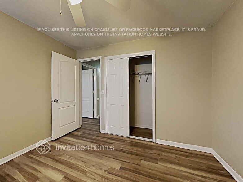 Building Photo - 513 Applewood Ave