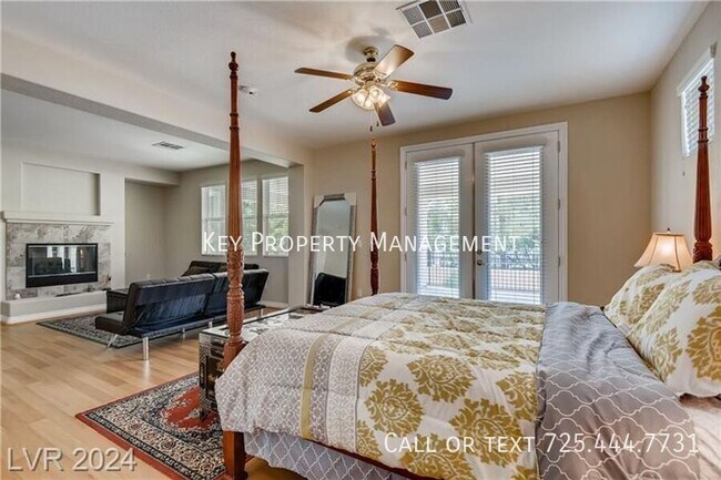 Building Photo - FULLY FURNISHED 5 BEDROOM + DEN HOME WITH ...