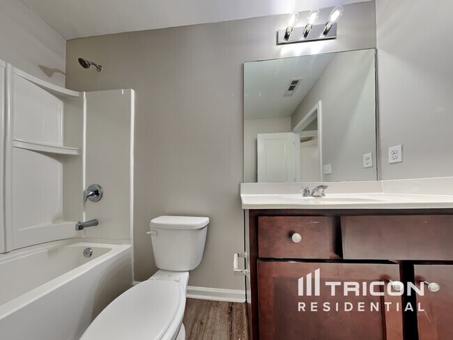 Building Photo - 3534 Mica Cir SE