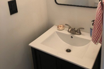 Building Photo - 703 13th St NE