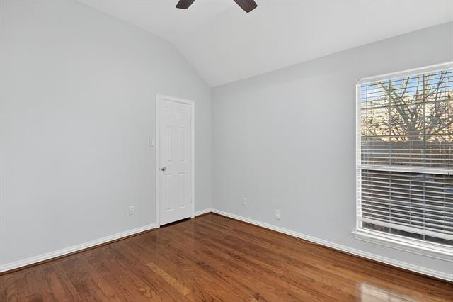 Building Photo - 1604 Wagon Wheel Dr