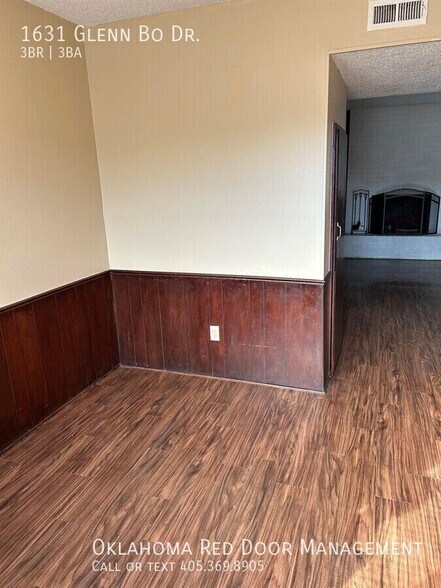 Building Photo - 1631 Glenn Bo Dr
