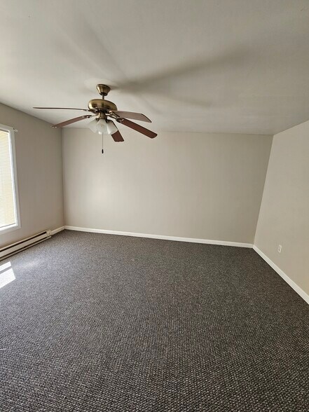 Building Photo - 211 N. New St., Apt. 4