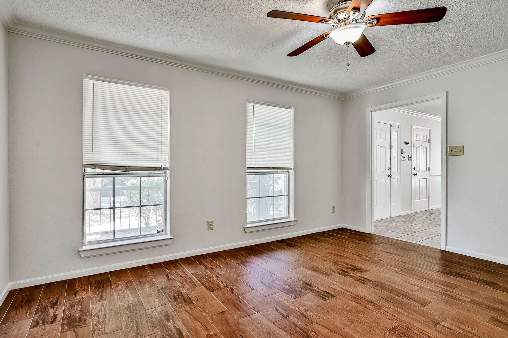 Building Photo - 5504 Big Bend Dr