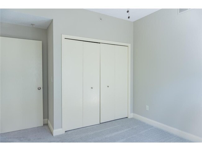 Building Photo - 1464 Ravoux Ln