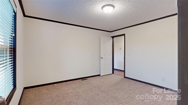 Building Photo - 7708 Waxhaw Hwy