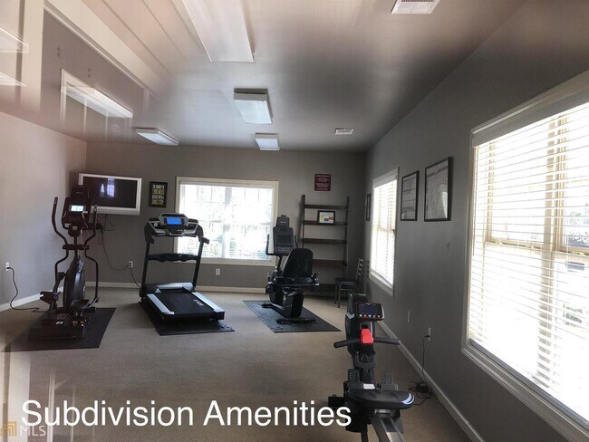 Building Photo - 150 Filson Dr