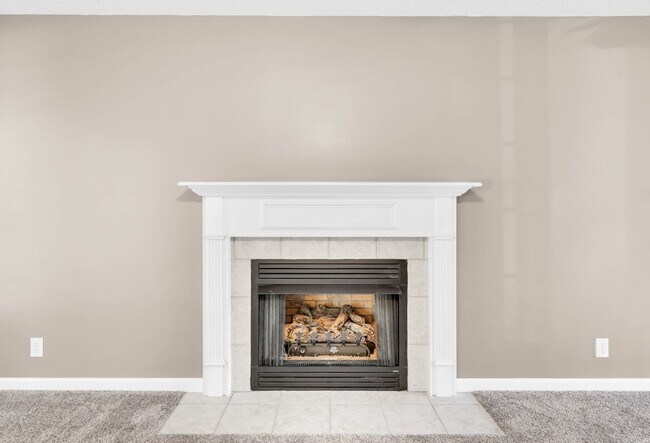 Building Photo - 3 Bedroom Pet Friendly Home For Rent With ...