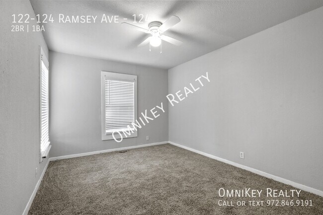 Building Photo - 122-124 Ramsey Ave-124