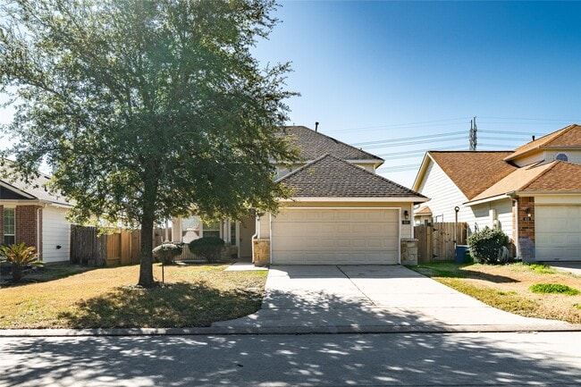 Building Photo - 930 Lancaster Lake Dr